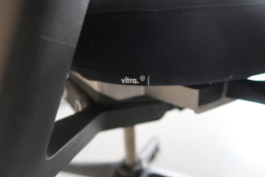 Kontorstol HERMAN MILLER Mirra 2