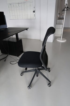 Kontorstol VITRA ID Mesh af Antonio Citterio