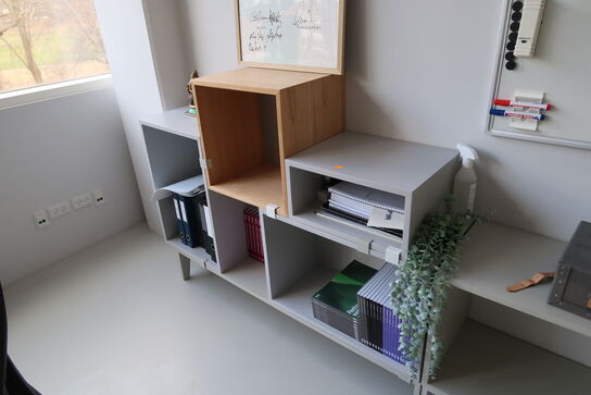Reolsystem MUUTO Stacked uden indhold