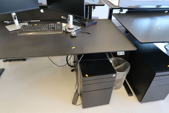 El. hæve/sænke skrivebord uden indhold med skuffemodul