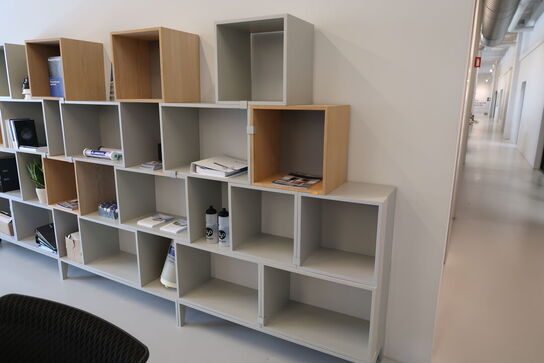 Reolsystem MUUTO Stacked uden indhold