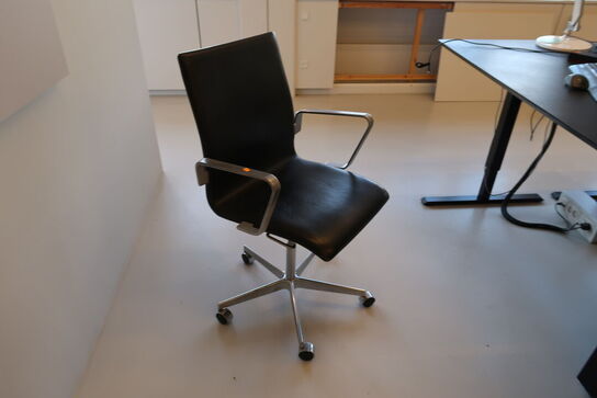 Kontorstol OXFORD lav ryg af Arne Jacobsen