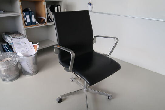 Kontorstol OXFORD lav ryg af Arne Jacobsen