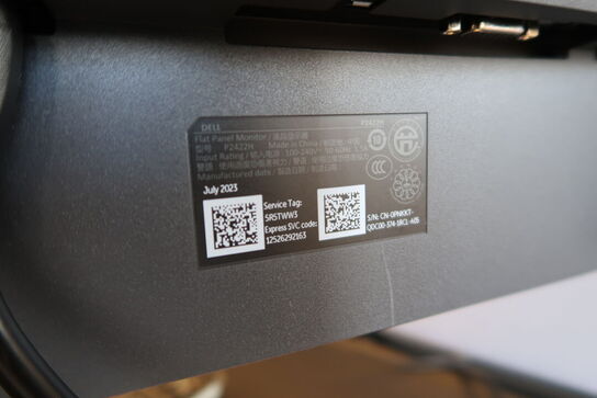 2 stk. computerskærme DELL P2422HE, tastatur, mus