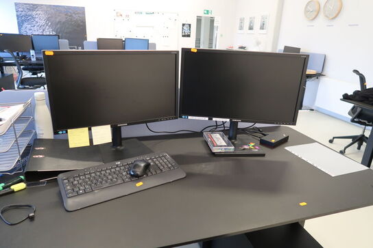2 stk. computerskærme SAMSUNG S24E450B, dockingstation LENOVO Thinkpad, tastatur og mus