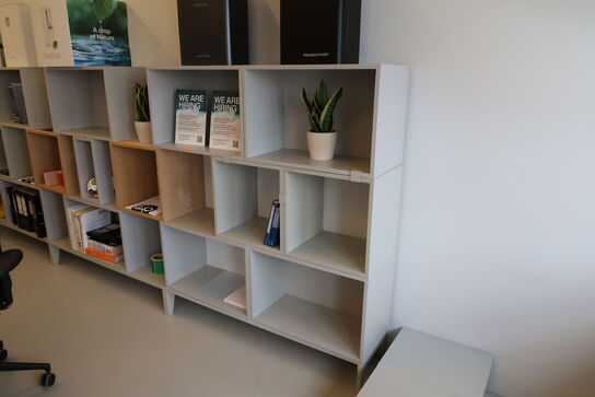 Reolsystem MUUTO Stacked uden indhold