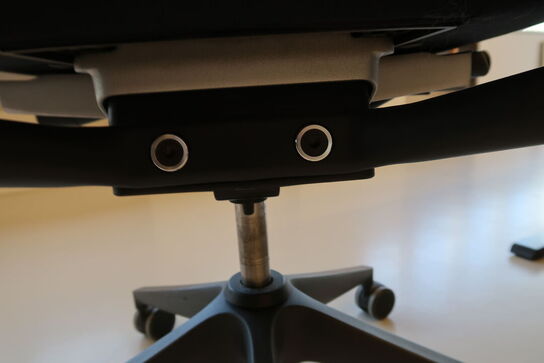 Kontorstol VITRA ID Mesh af Antonio Citterio