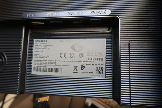 2 stk. computerskærme SAMSUNG F24T450FQR, dockingstation DELL, tastatur, mus