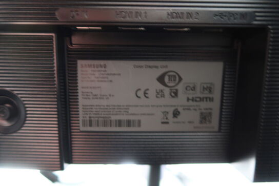 2 stk. computerskærme SAMSUNG F24T452FQR, dockingstation DELL