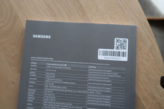 Fjernsyn SAMSUNG UE55RU7405U