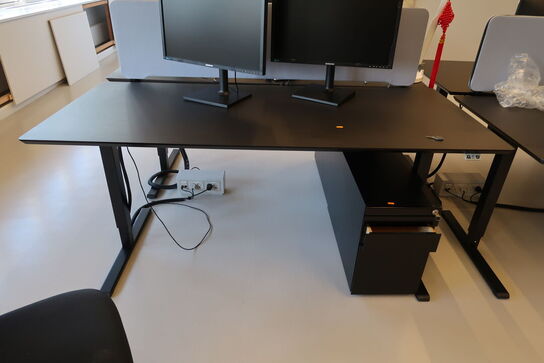 El. hæve/sænke skrivebord uden indhold med skuffemodul