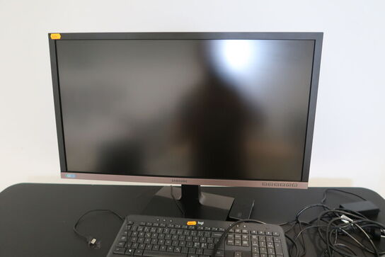 Computerskærm SAMSUNG U28E850R, dockingstation LENOVO Thinkpad, tastatur