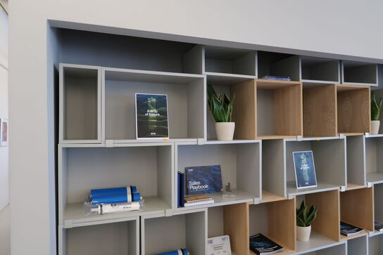 Reolsystem MUUTO Stacked uden indhold