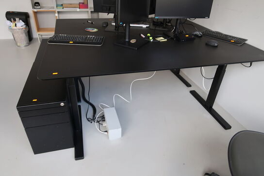 El. hæve/sænke skrivebord PAUSTIAN uden indhold samt skuffemodul