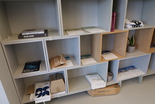 Reolsystem MUUTO Stacked uden indhold