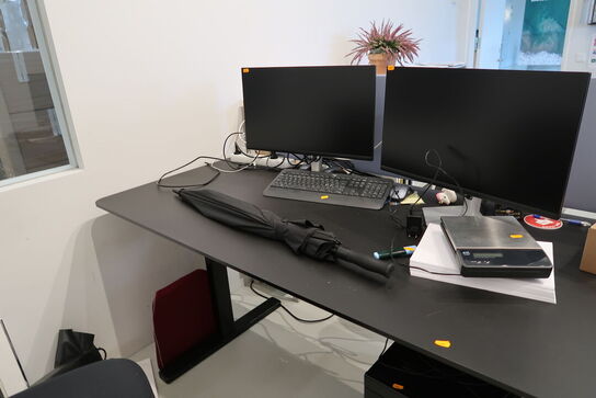 El. hæve/sænke skrivebord PAUSTIAN uden indhold med afskærmning samt skuffemodul