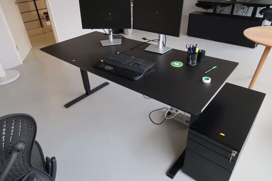 El. hæve/sænke skrivebord uden indhold samt skuffemodul