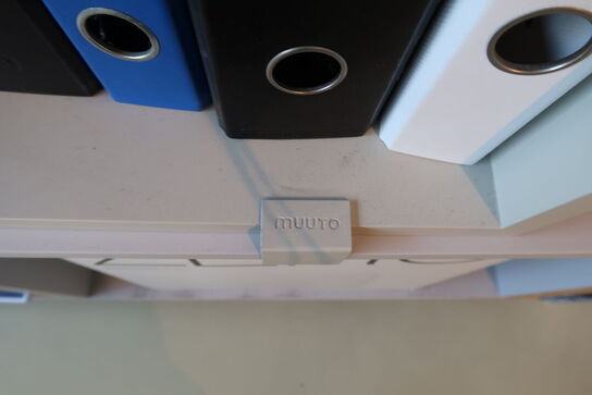 Reolsystem MUUTO Stacked uden indhold