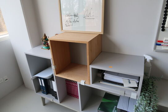 Reolsystem MUUTO Stacked uden indhold