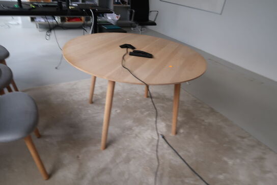 Mødebord &TRADITION In Between SK4 af Sami Kallio