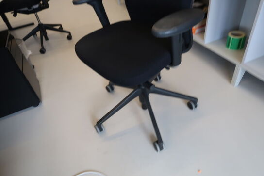 Kontorstol VITRA ID Mesh af Antonio Citterio