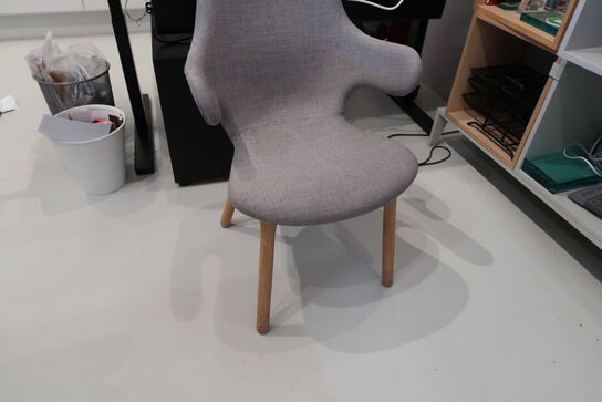 Mødestol &TRADITION Catch JH1