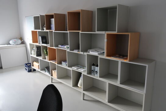 Reolsystem MUUTO Stacked uden indhold