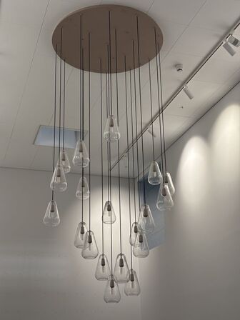 Aquaporin A/S *Del 2 - Kontorinventar - Elektronik - Designmøbler af MUUTO, VITRA, HERMAN MILLER, &TRADITION m.fl.*