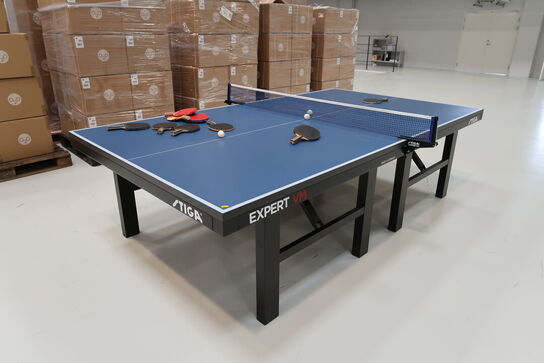 Bordtennisbord STIGA Expert med div. Bat og bolde