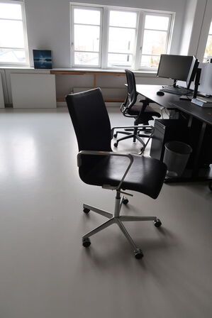 Kontorstol OXFORD lav ryg af Arne Jacobsen