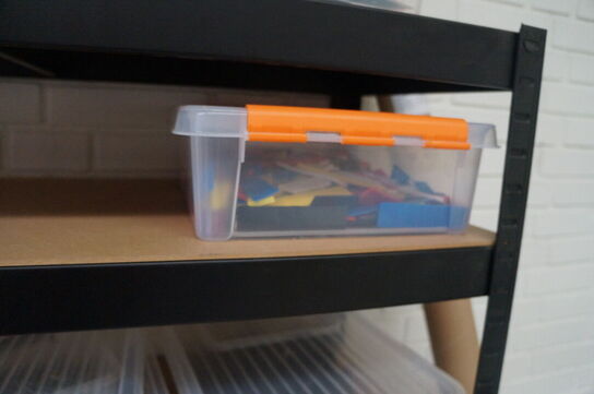 3 stk. reoler inkl rullebord