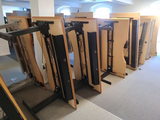 Otte hæve/sænkeborde assorterede