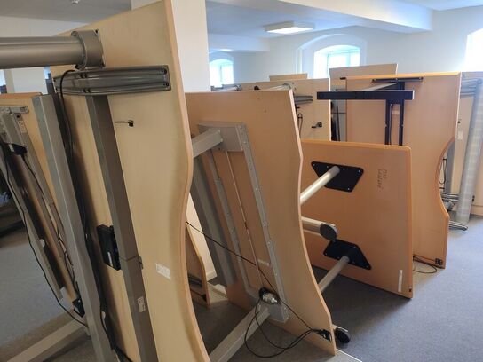 Tre hæve/sænkeborde assorterede