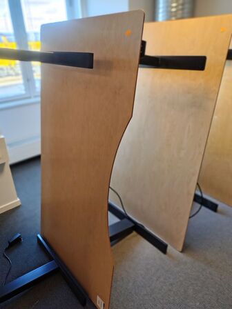 Fem hæve/sænkeborde assorterede