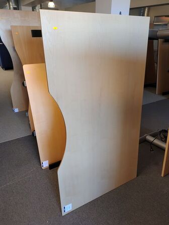 Tre hæve/sænkeborde assorterede