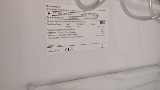 Køle-/fryseskab Bosch KGE49AICA/10