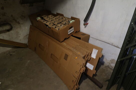 Div. Træ samt papkasser