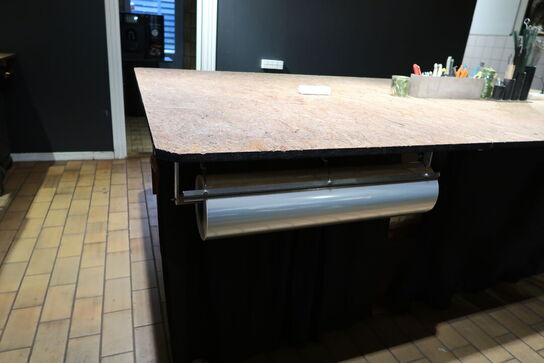 Arbejdsbord med indhold