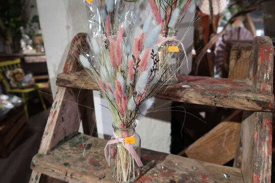 3 stk. planter i vaser