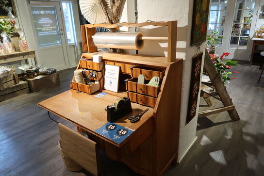 Pakkedisk med indhold