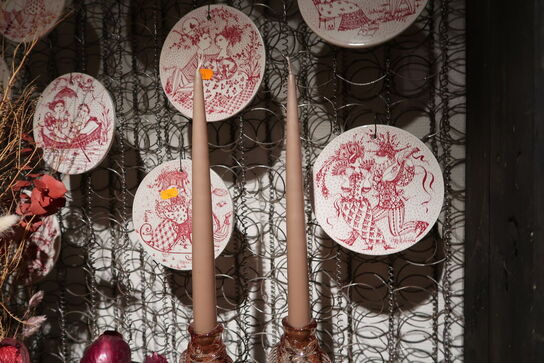 Metalnet med platter BJØRN VINBLAD