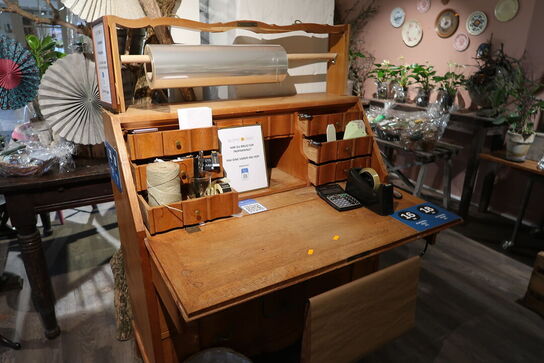 Pakkedisk med indhold