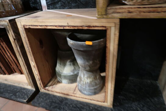 Div. Krukker, vaser og bøger