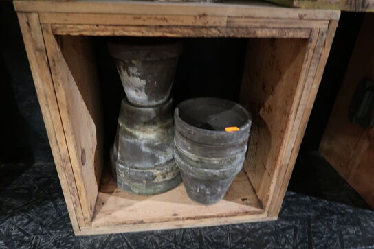 Div. Krukker, vaser og bøger