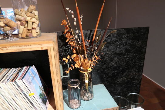 3 stk. vaser med blomster