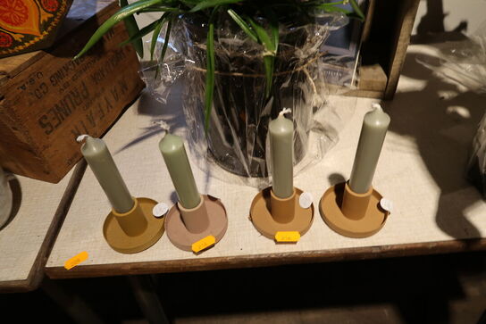 Div. Stearinlys, 2 stk. planter i vaser