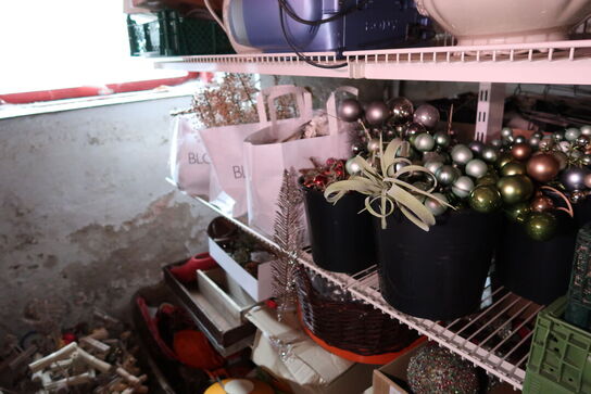 Div. Dele til dekorationer, pyntegenstande, service KONGENS LYNGBY m.m.