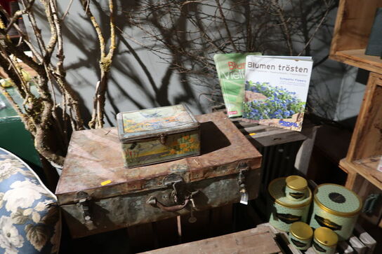 Metalkuffert, div. Trækasser uden indhold