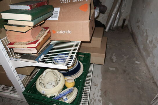 Div. Dele til dekorationer, pyntegenstande, service KONGENS LYNGBY m.m.