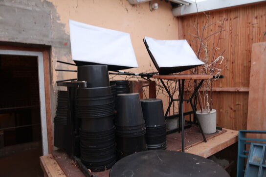 Div. Butiksinventar, fotolamper, borde, reoler m.m.